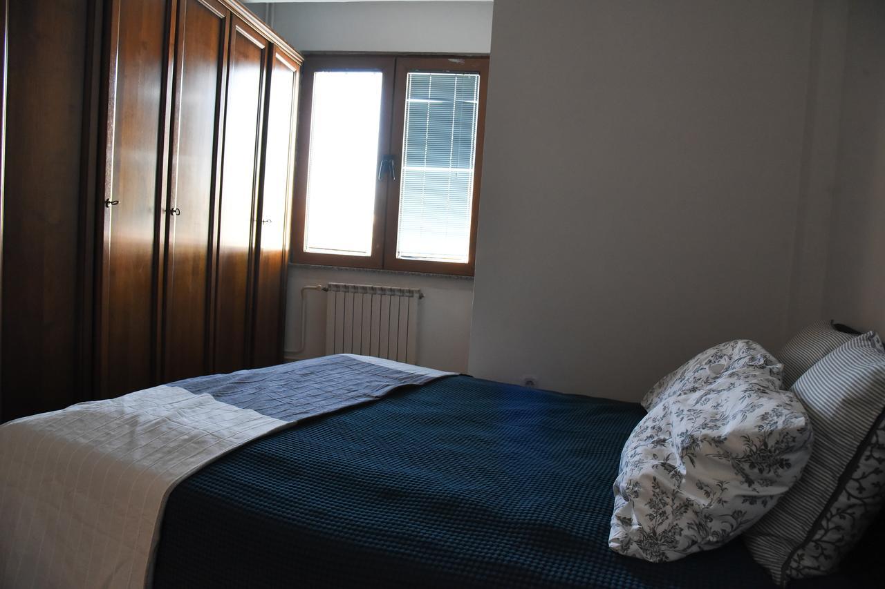 3 Bedroom Home With Parking Garage In The Heart Of Escópia Exterior foto