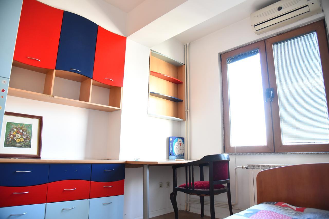 3 Bedroom Home With Parking Garage In The Heart Of Escópia Exterior foto