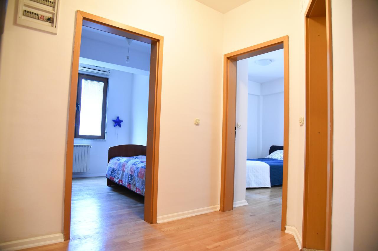 3 Bedroom Home With Parking Garage In The Heart Of Escópia Exterior foto