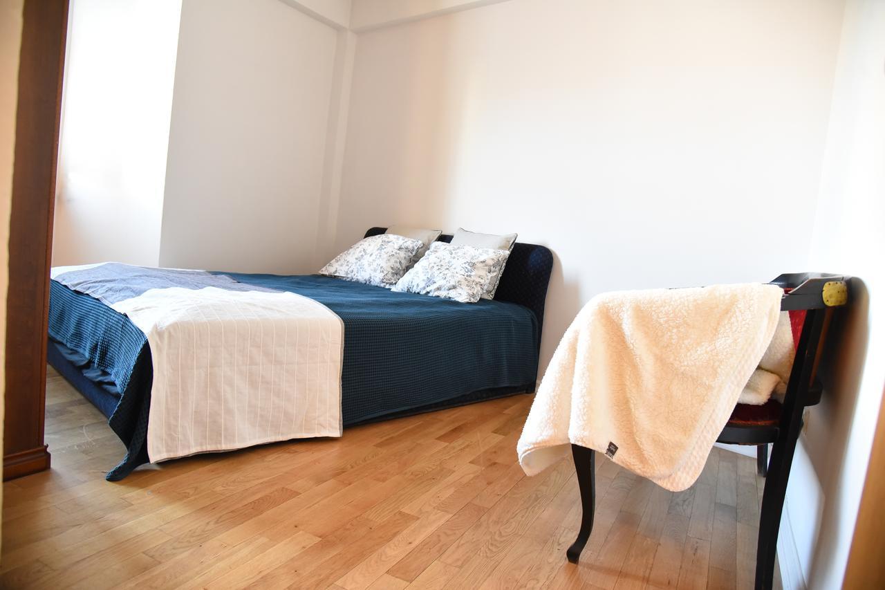 3 Bedroom Home With Parking Garage In The Heart Of Escópia Exterior foto